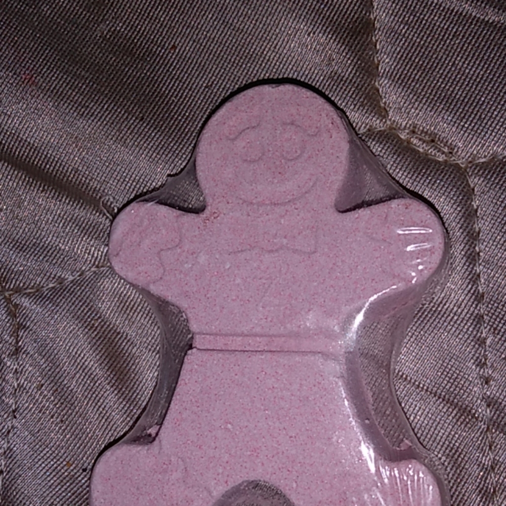 Bath bomb